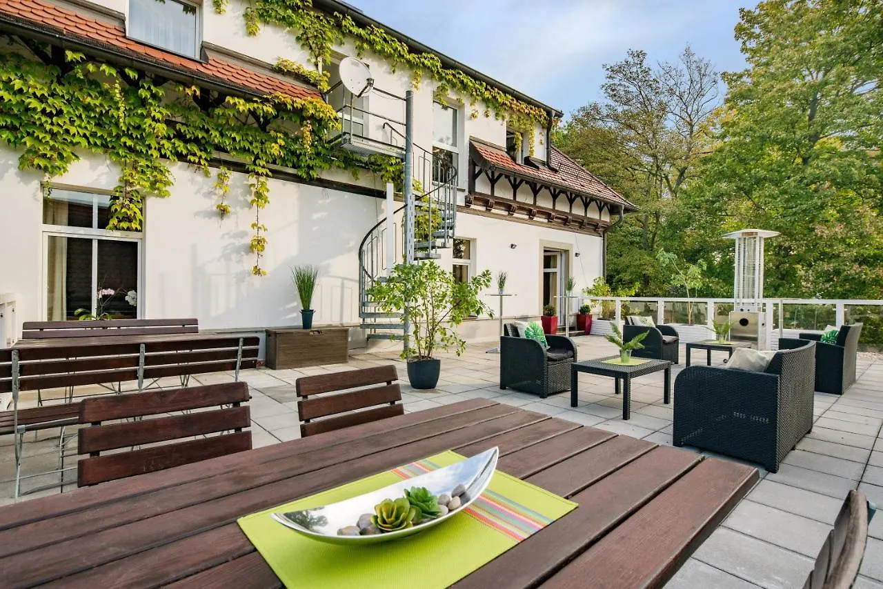 **** Szálloda Parkhotel Diani Lipcse Németország